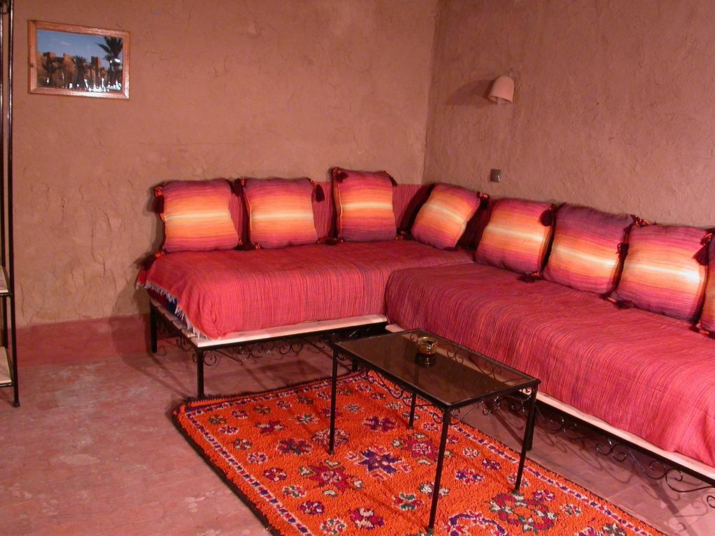 Gite Elkhorbat Tinejdad Exterior photo